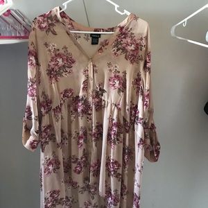 Torrid blush pink floral high-low tunic blouse